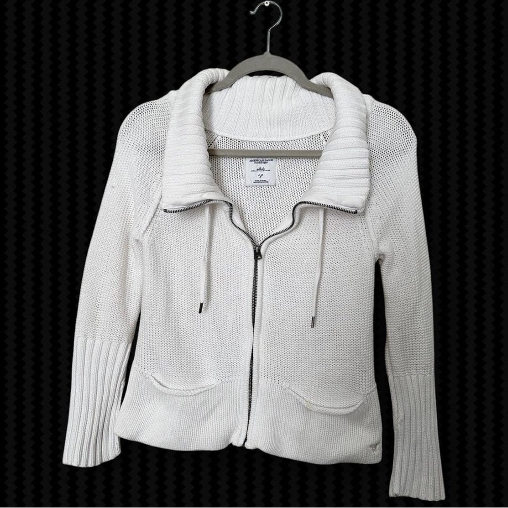 American Eagle Outfitters Knit Zip Up Sweater